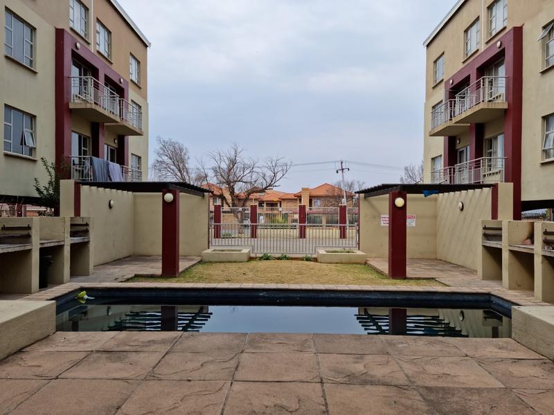 To Let 1 Bedroom Property for Rent in Die Bult North West